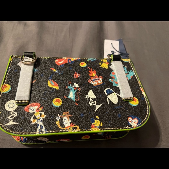 Super cute small Dooney and Bourke purse - Picture 3 of 5